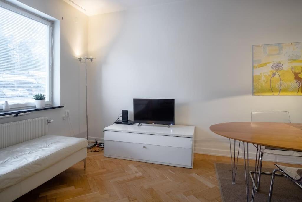Stockholm Checkin Apartment Alvik Exterior foto